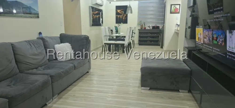 Apartamento (1 Nivel) en Venta en Colinas de Bello Monte, Distrito Metropolitano - 3