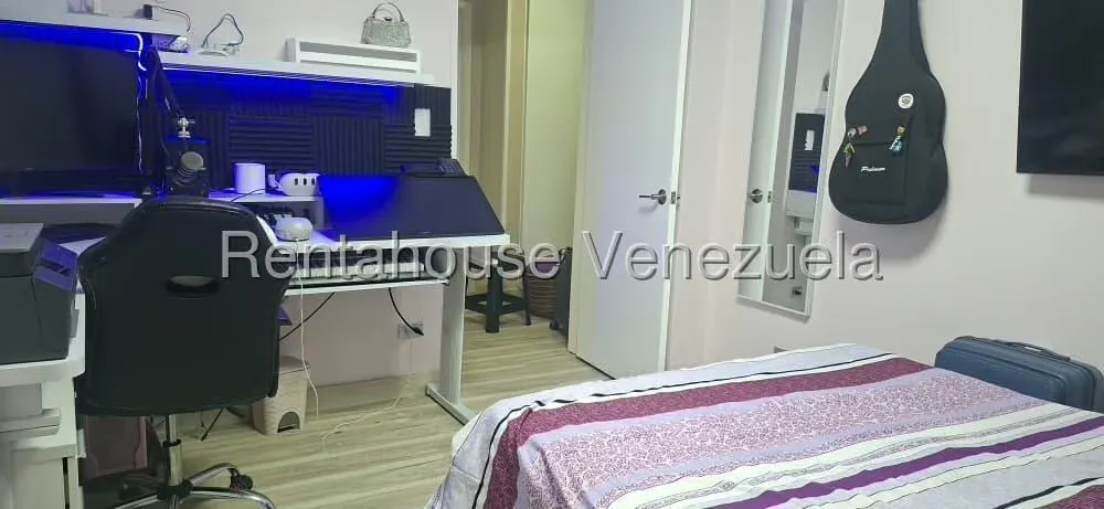 Apartamento (1 Nivel) en Venta en Colinas de Bello Monte, Distrito Metropolitano - 27