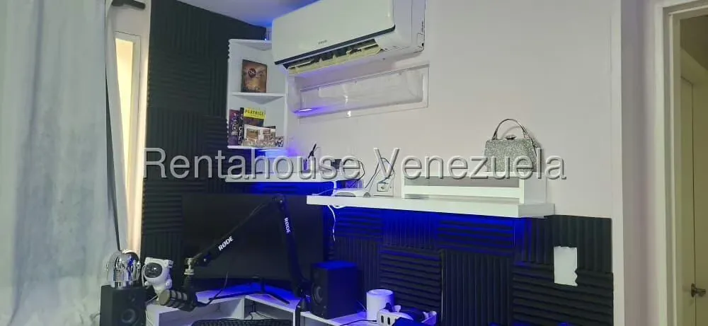 Apartamento (1 Nivel) en Venta en Colinas de Bello Monte, Distrito Metropolitano - 29