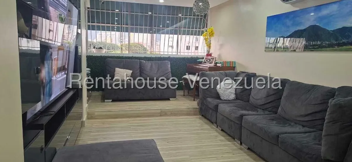 Apartamento (1 Nivel) en Venta en Colinas de Bello Monte, Distrito Metropolitano - 5