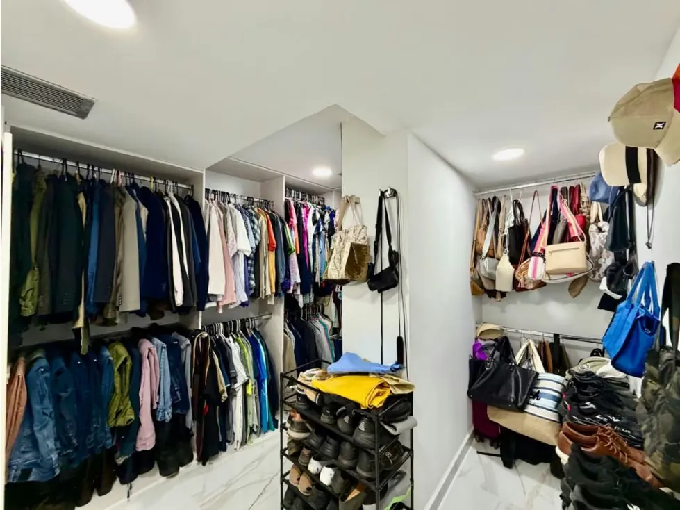 Se vende PB 310m2 techados + 230m2 4h+s+ch/8b/4p Los Campitos - 17