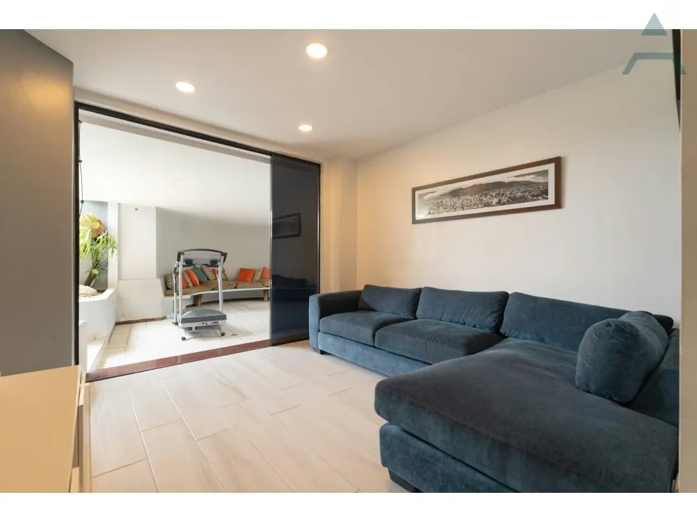 Se Vende Apartamento 341,82m² 3h/4b/3p Country Club - 3