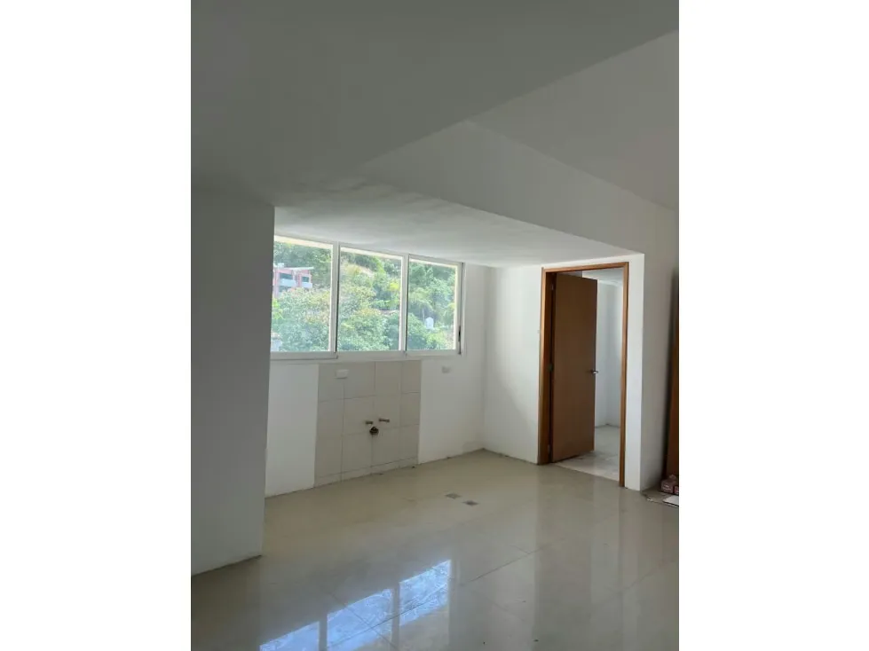 Vendo Ph 208m2 Lomas de Las Mercedes 2150 - 5