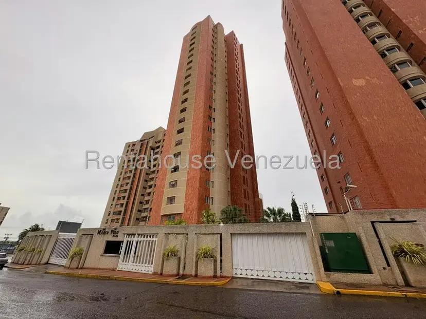 Apartamento (1 Nivel) en Alquiler en Avenida El Milagro, Zulia