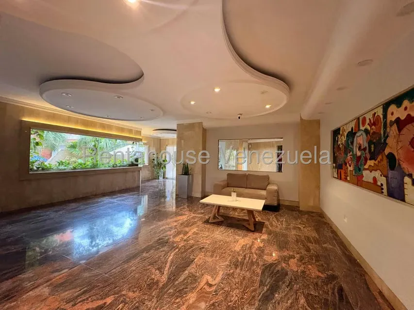 Apartamento (1 Nivel) en Alquiler en Avenida El Milagro, Zulia - 5