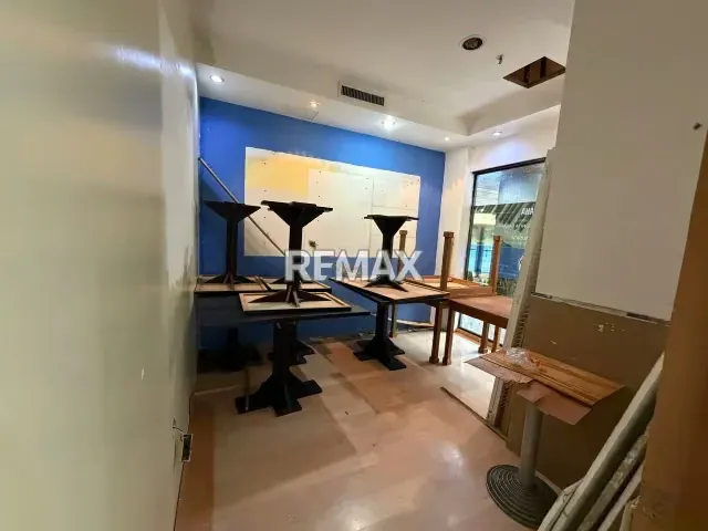 Alquiler de Local comercial 56,10 m², en La Lagunita - 5