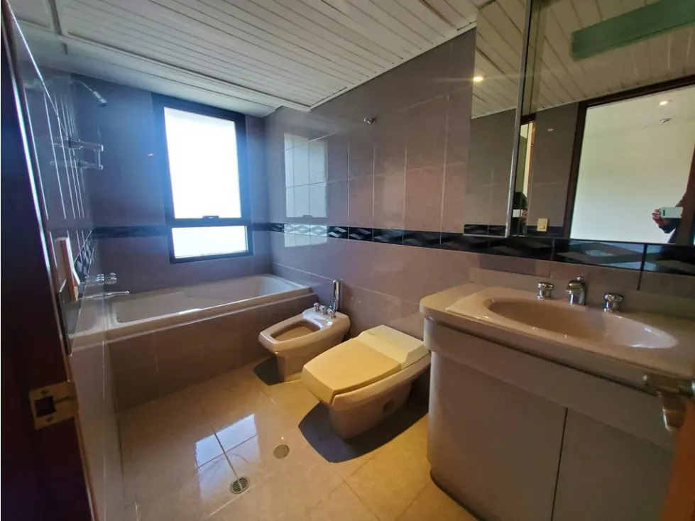 En Venta Apartamento en Los Chorros. Sucre - Caracas - 37