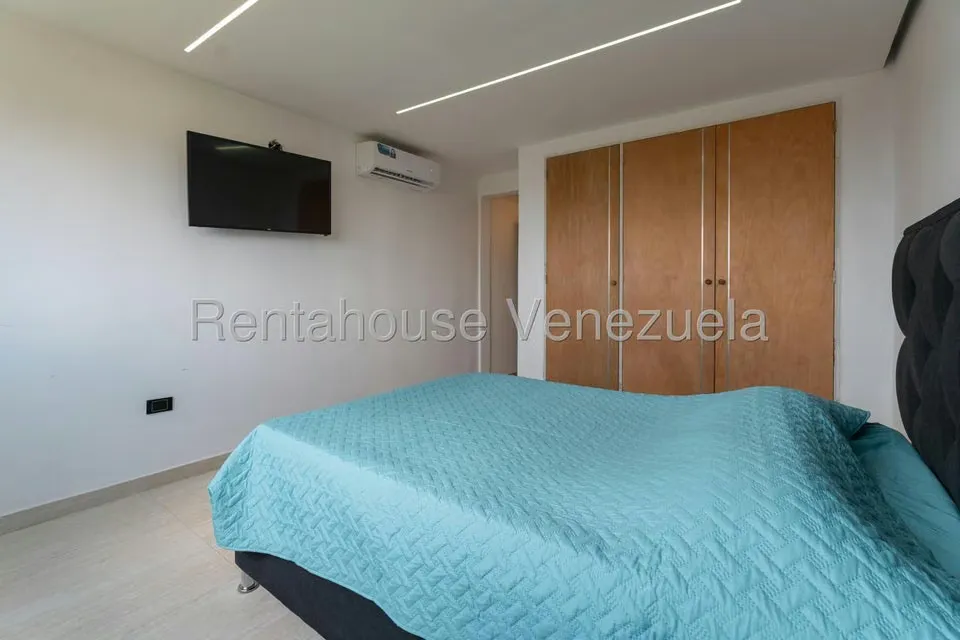 Apartamento (1 Nivel) en Venta en Colinas de La Tahona, Distrito Metropolitano - 28