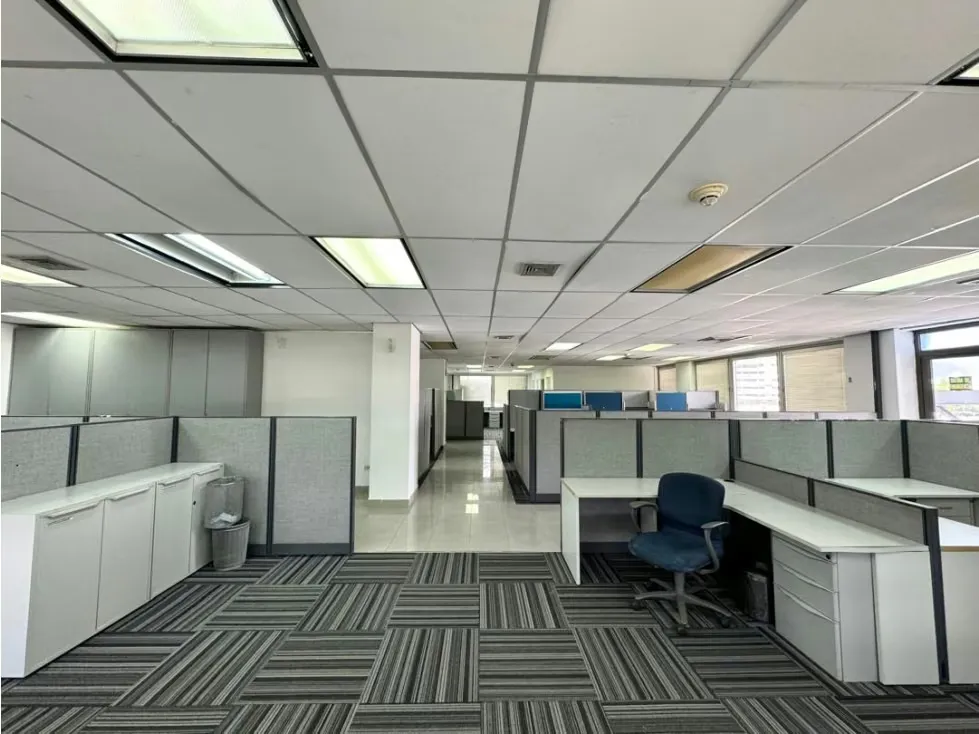 Amplia oficina en alquiler torre corporativa Los Ruices 885M2 - 20