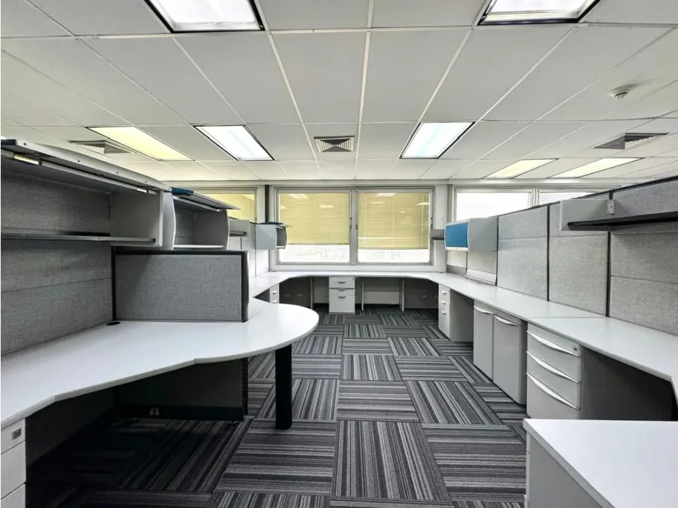 Amplia oficina en alquiler torre corporativa Los Ruices 885M2 - 29