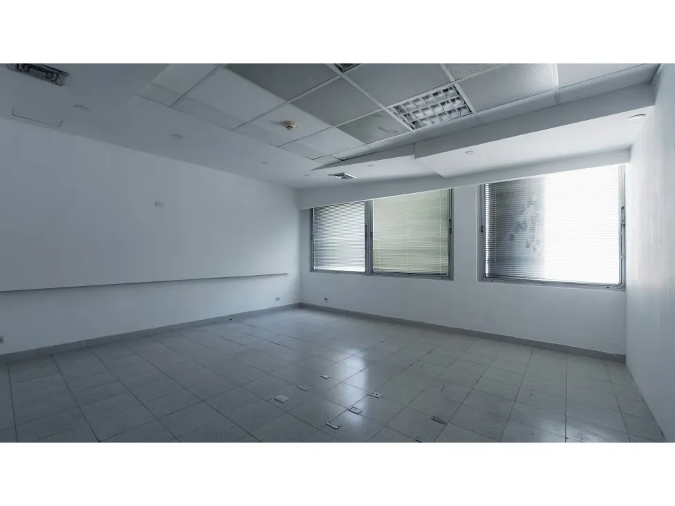 Amplia oficina en alquiler torre corporativa Los Ruices 885M2 - 9