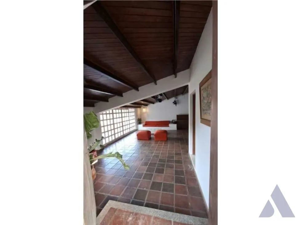 Alquilo anexo 300m2 La Union 3851 - 4