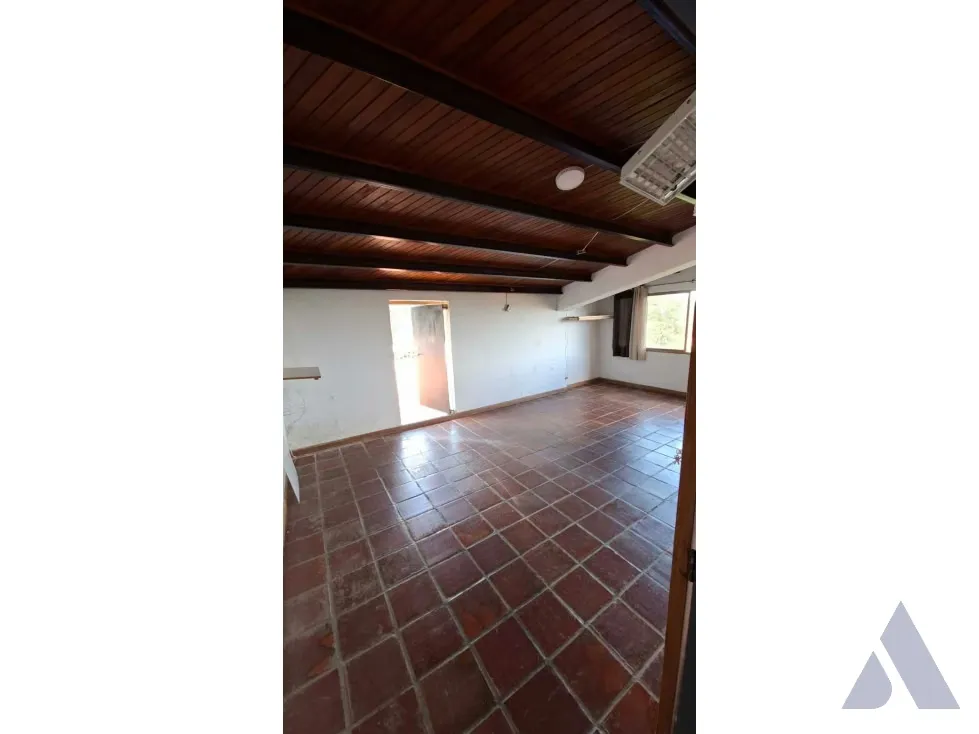 Alquilo anexo 300m2 La Union 3851 - 10