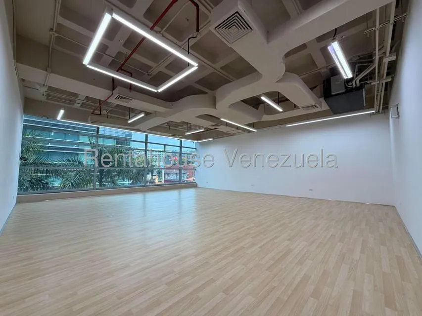 Local Comercial en Alquiler en Las Mercedes, Distrito Metropolitano - 4