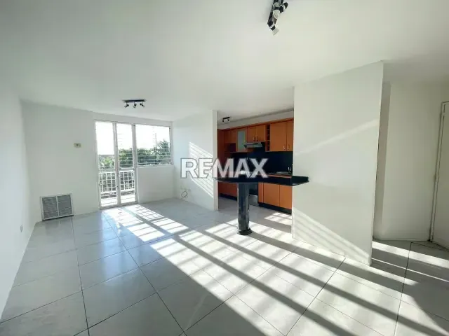 EN VENTA ACOGEDOR APARTAMENTO EN CONJUNTO RESIDENCIAL BOSQUES DEL NEVERÍ BARCELONA ANZOÁTEGUI VENEZUELA - 2