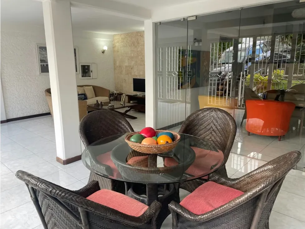 Se vende casa 450m2 San Bernardino 7538