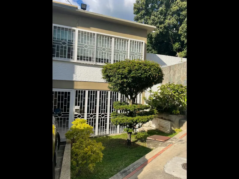 Se vende casa 450m2 San Bernardino 7538 - 30