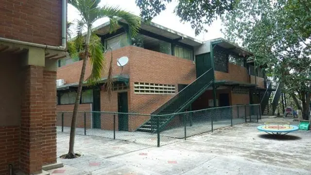 Comercial (Edificio) en Alquiler en Mampote, Miranda - 17