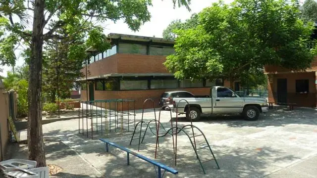 Comercial (Edificio) en Alquiler en Mampote, Miranda - 23