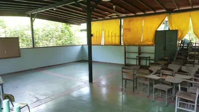 Comercial (Edificio) en Alquiler en Mampote, Miranda - 27