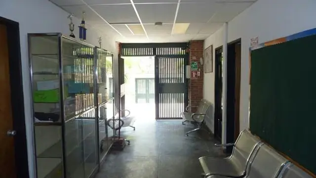 Comercial (Edificio) en Alquiler en Mampote, Miranda - 3