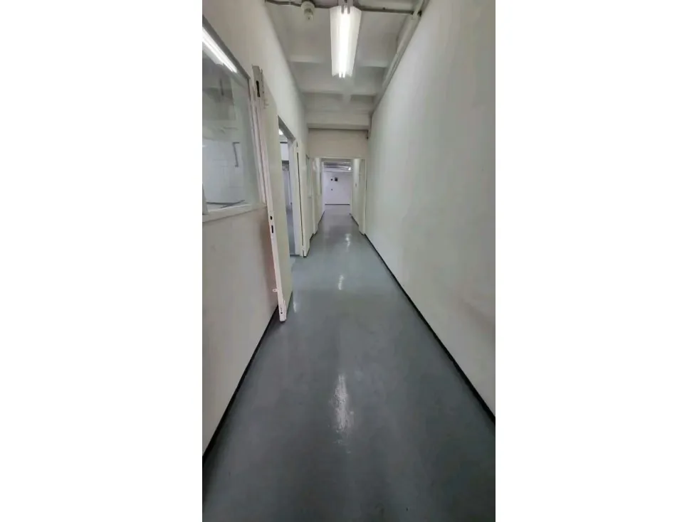 Alquilo local 300m2 El Llanito 2768 - 2