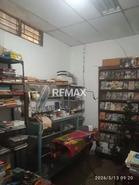 Oportunidad de Inversión Propiedad Comercial-Residencial en el este de la ciudad, - 7