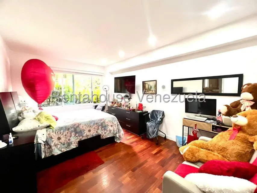 Apartamento (1 Nivel) en Venta en Campo Alegre, Distrito Metropolitano - 12