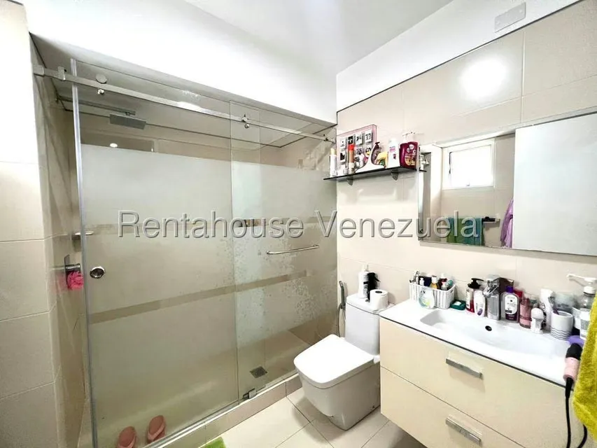 Apartamento (1 Nivel) en Venta en Campo Alegre, Distrito Metropolitano - 22