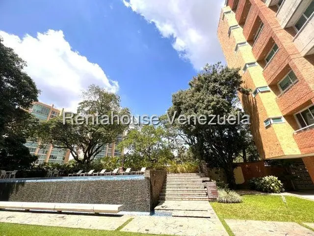 Apartamento (1 Nivel) en Venta en Campo Alegre, Distrito Metropolitano - 26