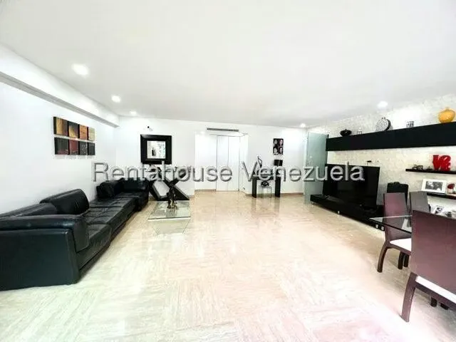 Apartamento (1 Nivel) en Venta en Campo Alegre, Distrito Metropolitano - 7