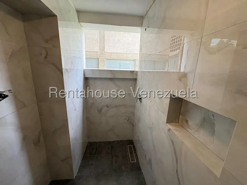 Apartamento (1 Nivel) en Venta en El Cafetal, Distrito Metropolitano - 25