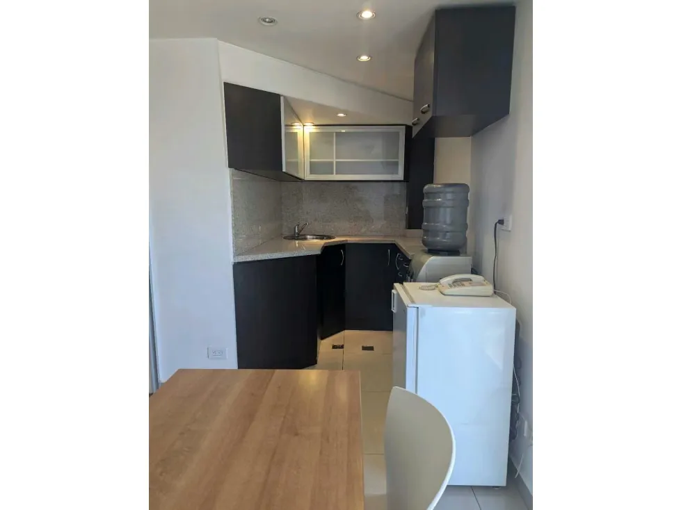Vendo oficina actualizada 156m2 El Rosal 3436 - 63