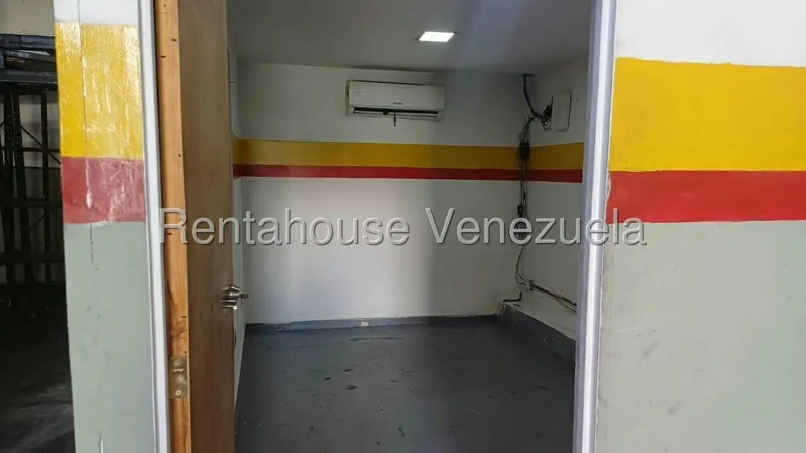 Local Comercial en Alquiler en Bello Monte, Distrito Metropolitano - 7