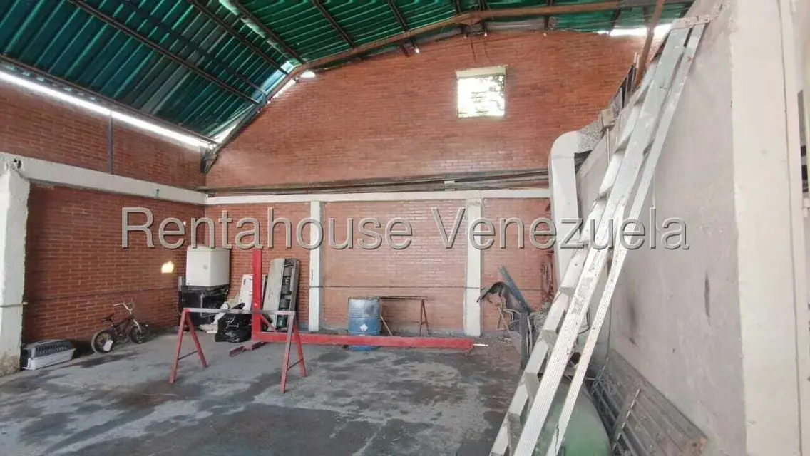 Comercial (Galpon - Deposito) en Venta en Avenida Libertador, Lara - 14