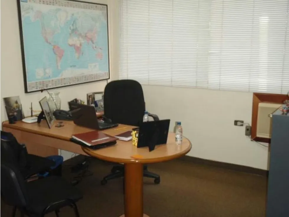 Se vende oficina 50m2 Las Mercedes 1194 - 2