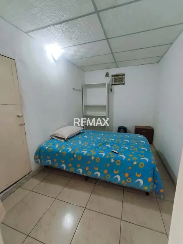 En Alquiler Comoda Habitación Semi-Amoblada - 3