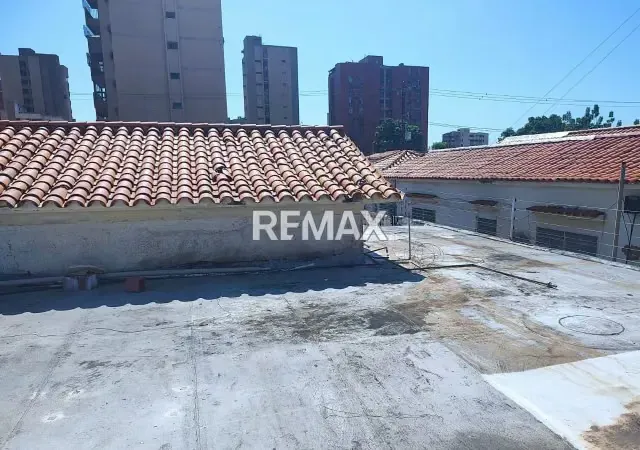 CASA COMERCIAL EN VENTA EN EL SECTOR SANTA MARIA - 4