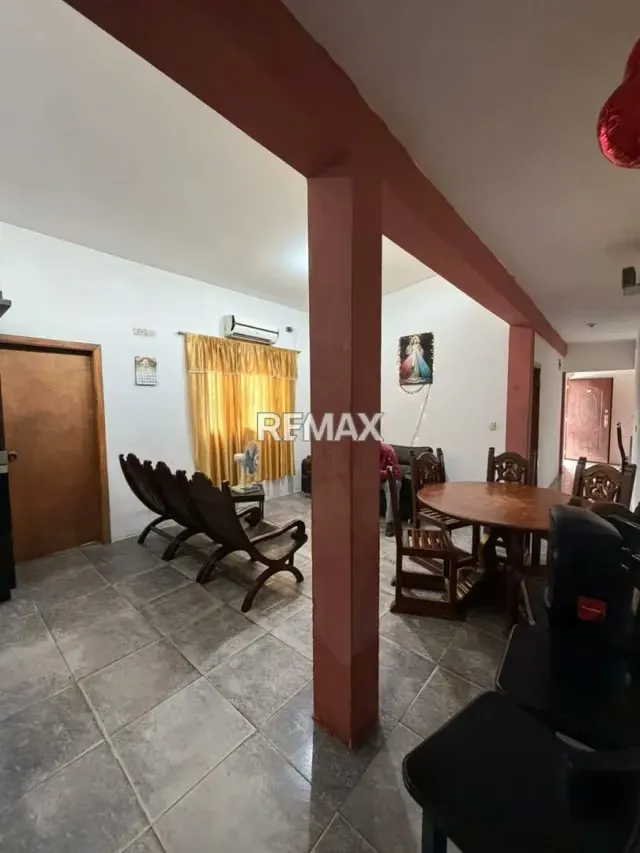 VENTA DE CASA CON TERRENO EN LA VIA PANAMERICANA - 4