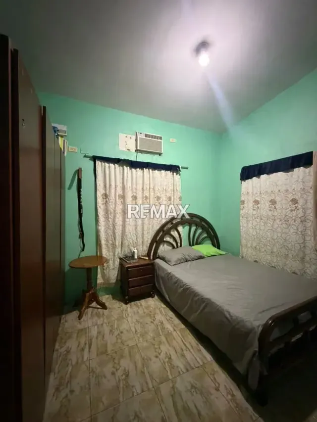 VENTA DE CASA CON TERRENO EN LA VIA PANAMERICANA - 5