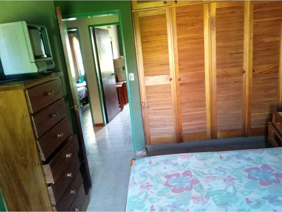 Se vende Casa en Rio Chico 2 parcela 1600m2 - 13