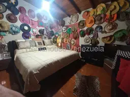 View 16