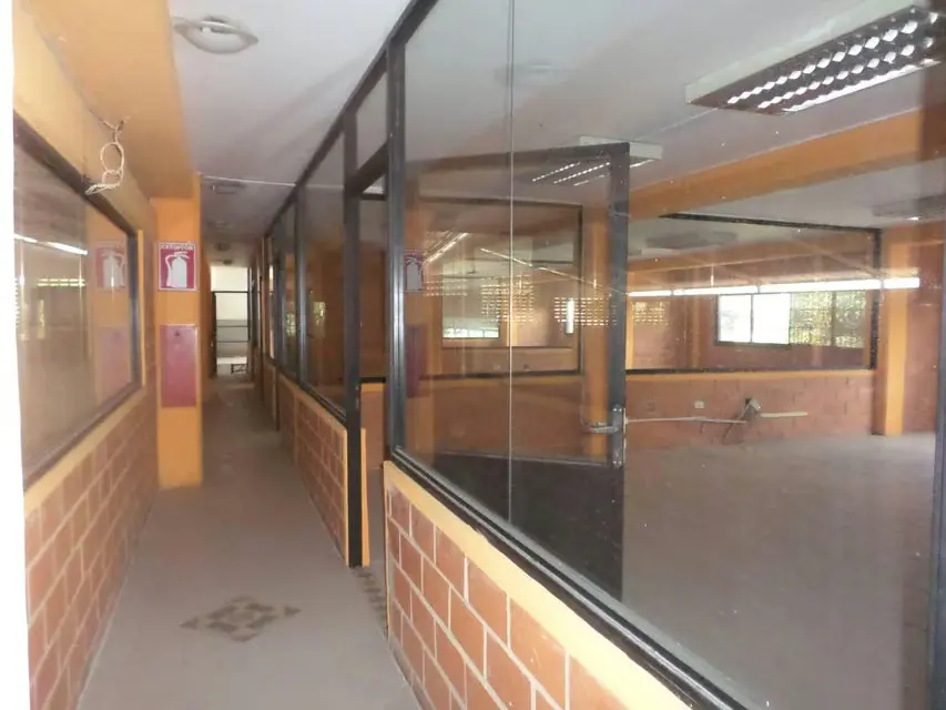 Galpon - Deposito en Venta en Centro, Aragua - 10
