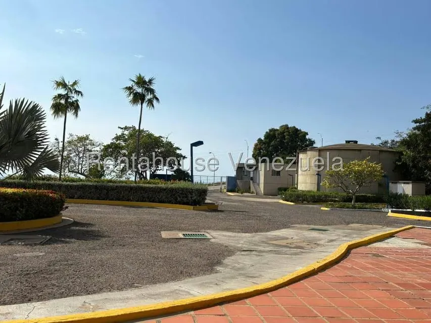 Apartamento (Duplex) en Alquiler en Complejo Turistico EL Morro, Anzoategui - 25