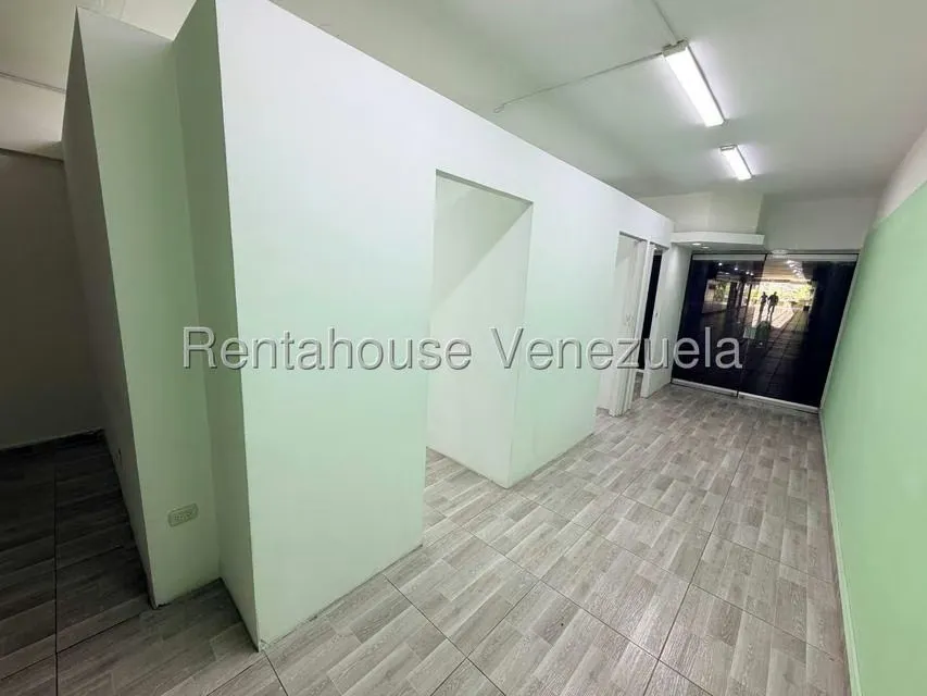 Local Comercial en Venta en Urbanizacion El Centro, Aragua - 4