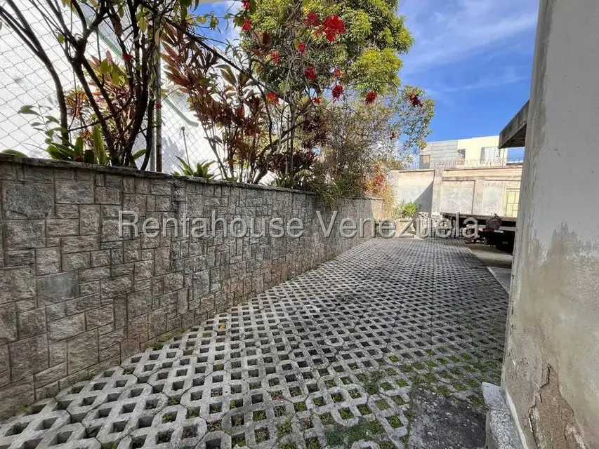 Casa (Multipes Niveles) en Venta en Altamira, Distrito Metropolitano - 3