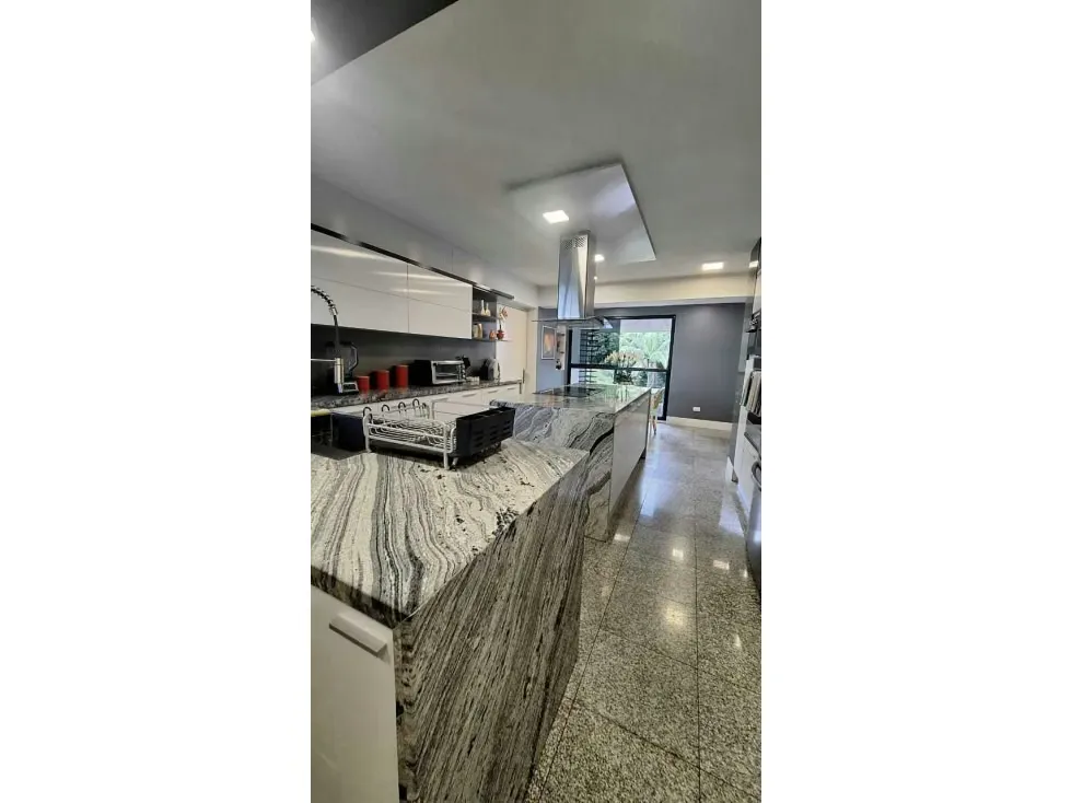 Se vende aparamento duplex 580m2 Los Palos Grandes 5515 - 11