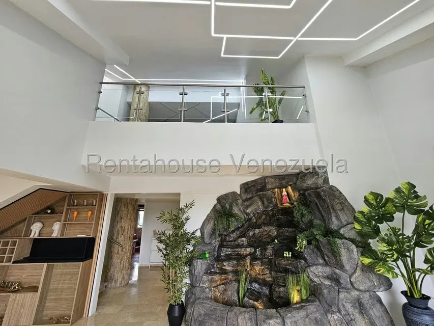 Apartamento (Penthouse) en Venta en Miranda, Distrito Metropolitano - 11