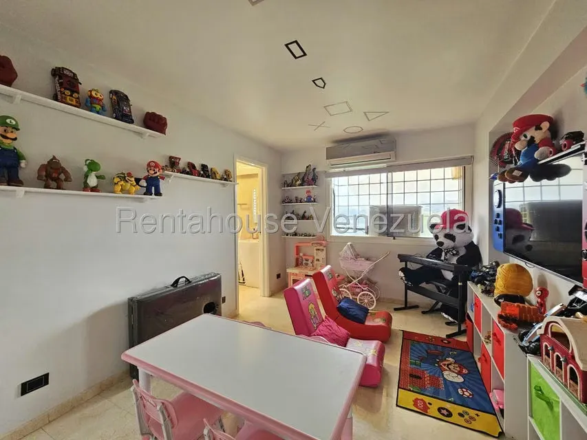 Apartamento (Penthouse) en Venta en Miranda, Distrito Metropolitano - 27