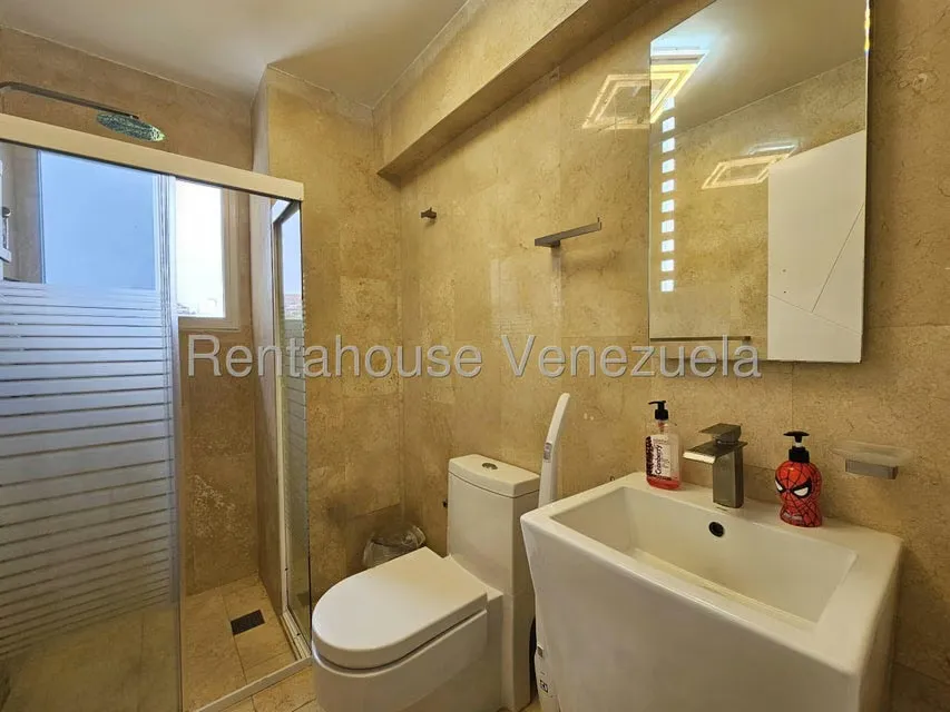 Apartamento (Penthouse) en Venta en Miranda, Distrito Metropolitano - 29